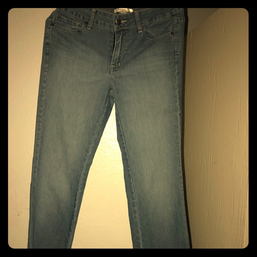 White House black market jeans